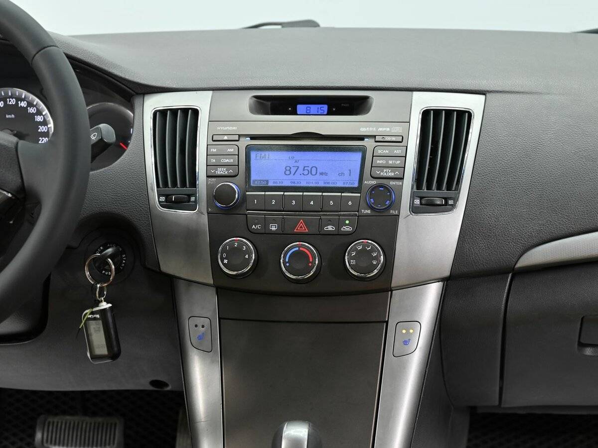 Hyundai Sonata с пробегом — 2008 год. Фото: #8
