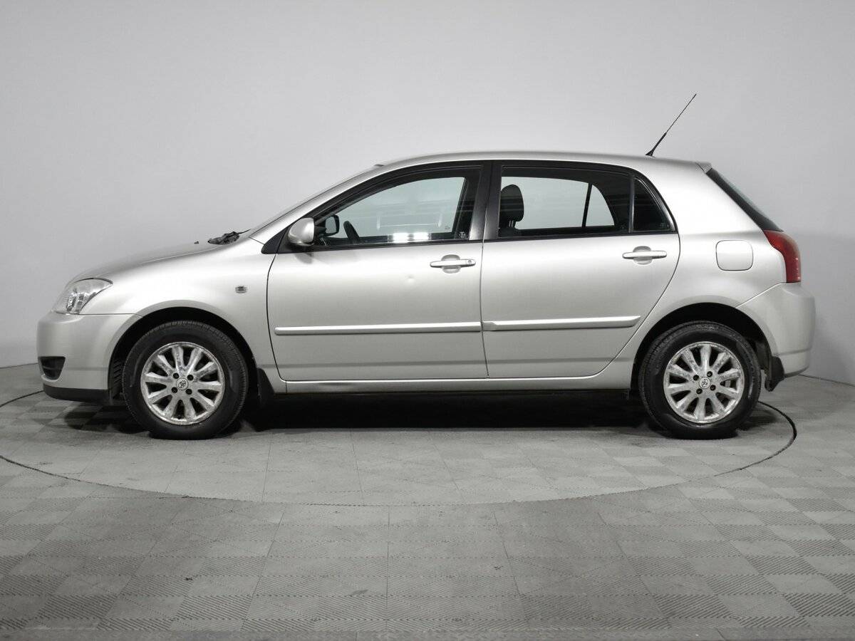 Toyota Corolla с пробегом — 2005 год. Фото: #7