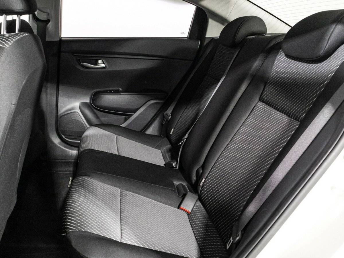 Kia Rio с пробегом — 2019 год. Фото: #9