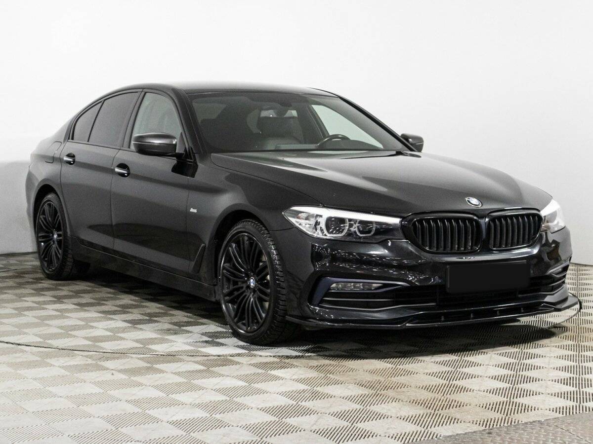 BMW 5 серии с пробегом — 2017 год. Фото: #2