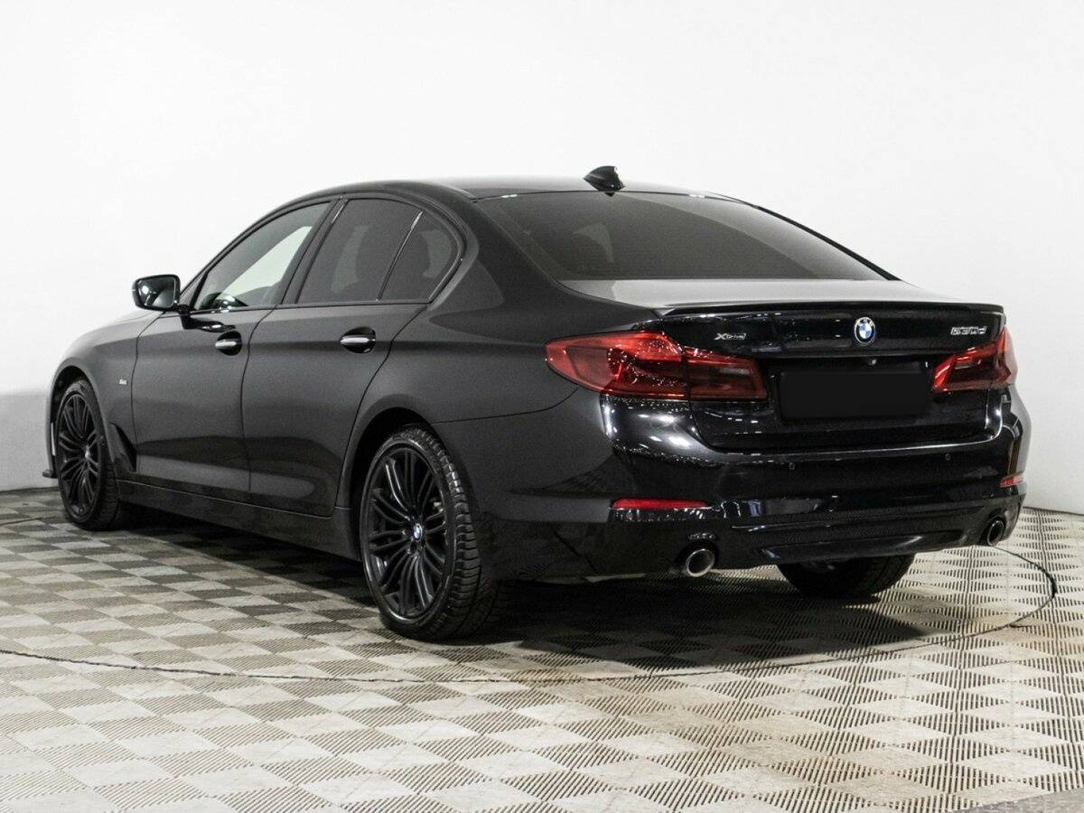 BMW 5 серии с пробегом — 2017 год. Фото: #6