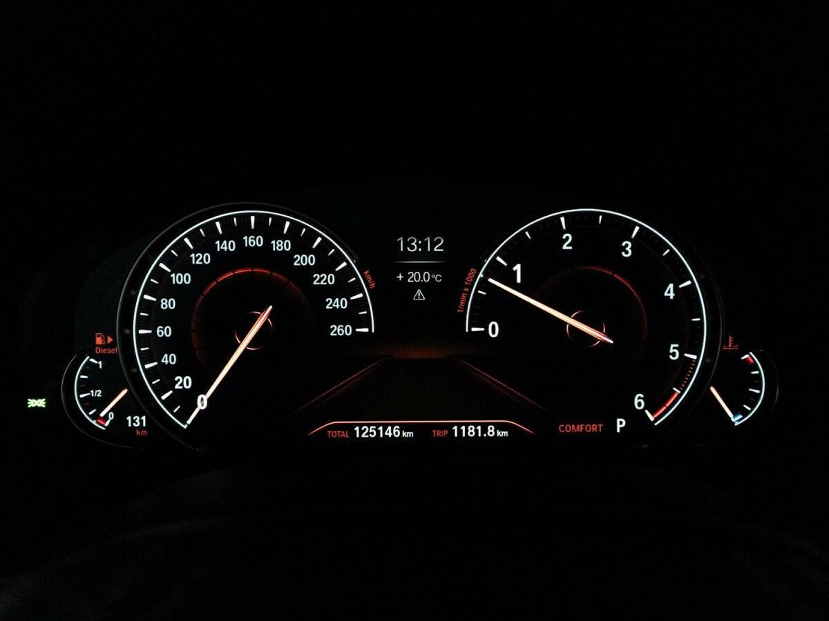 BMW 5 серии с пробегом — 2017 год. Фото: #11