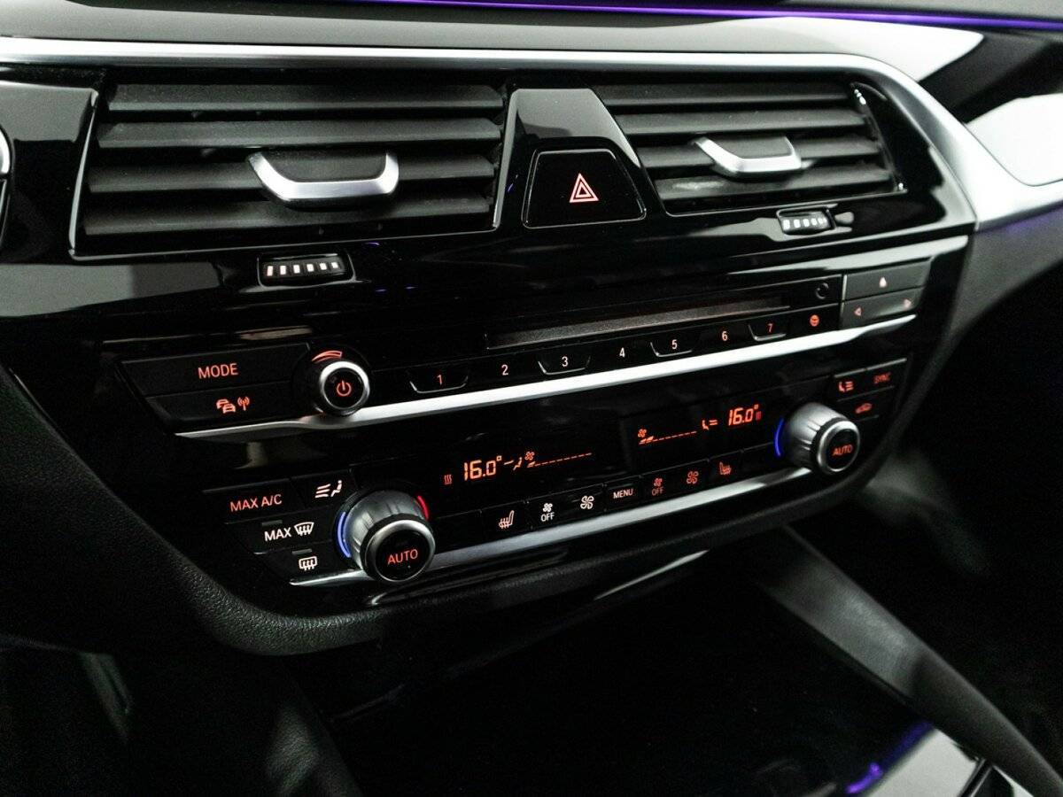 BMW 5 серии с пробегом — 2017 год. Фото: #20