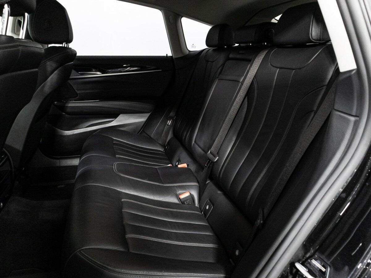 BMW 6 серии с пробегом — 2018 год. Фото: #9