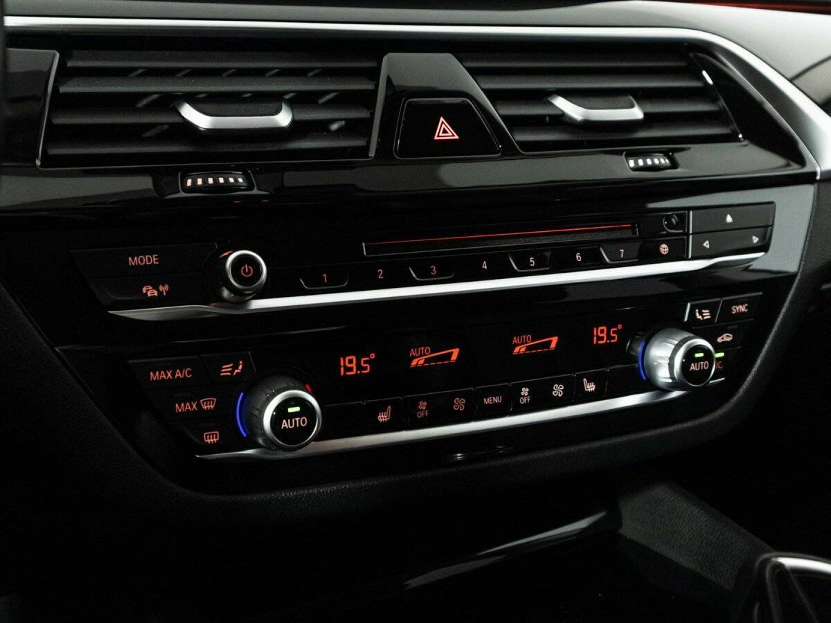 BMW 6 серии с пробегом — 2018 год. Фото: #21