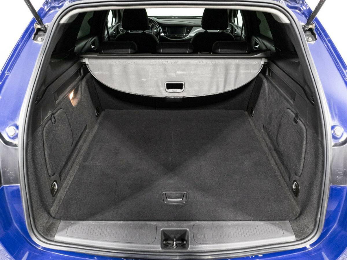 Opel Astra с пробегом — 2019 год. Фото: #14