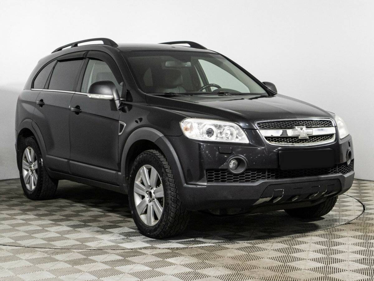 Chevrolet Captiva с пробегом — 2009 год. Фото: #2