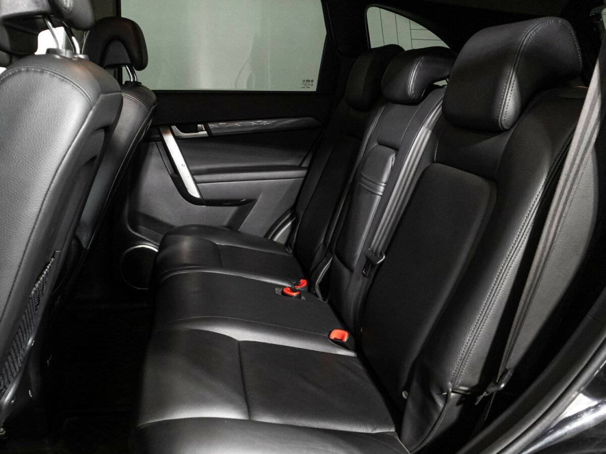 Chevrolet Captiva с пробегом — 2009 год. Фото: #9