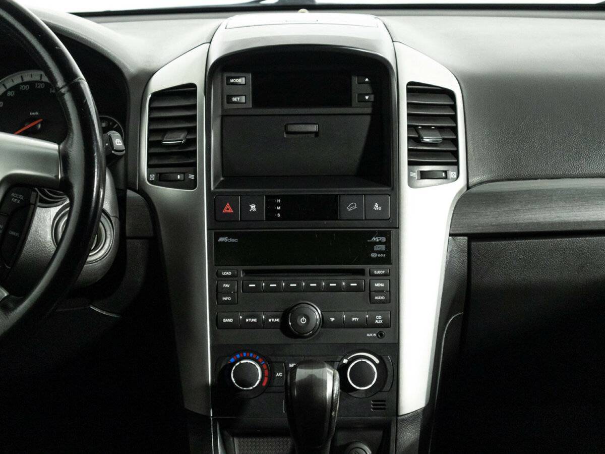 Chevrolet Captiva с пробегом — 2009 год. Фото: #13