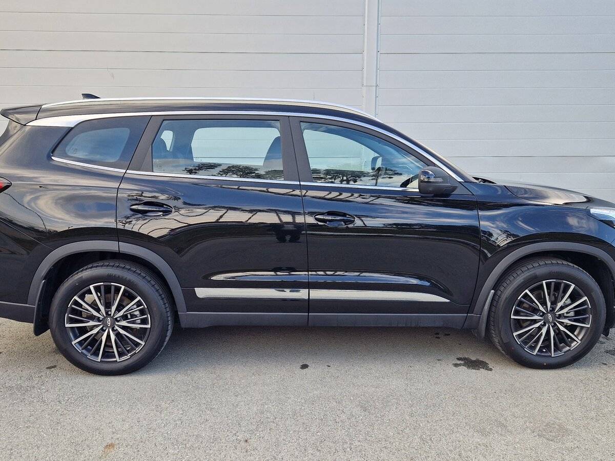 Chery Tiggo 8 с пробегом — 2023 год. Фото: #3
