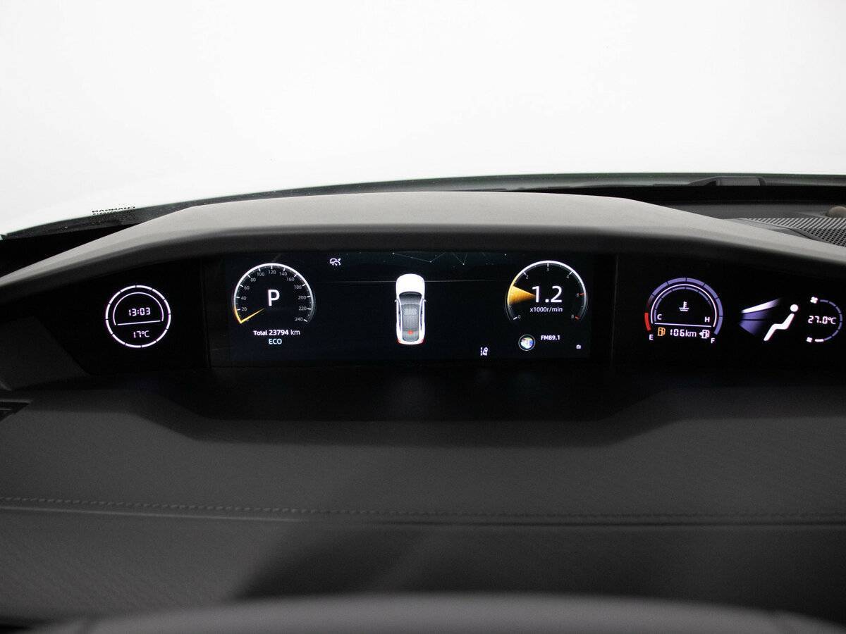 Changan UNI-V с пробегом — 2023 год. Фото: #11