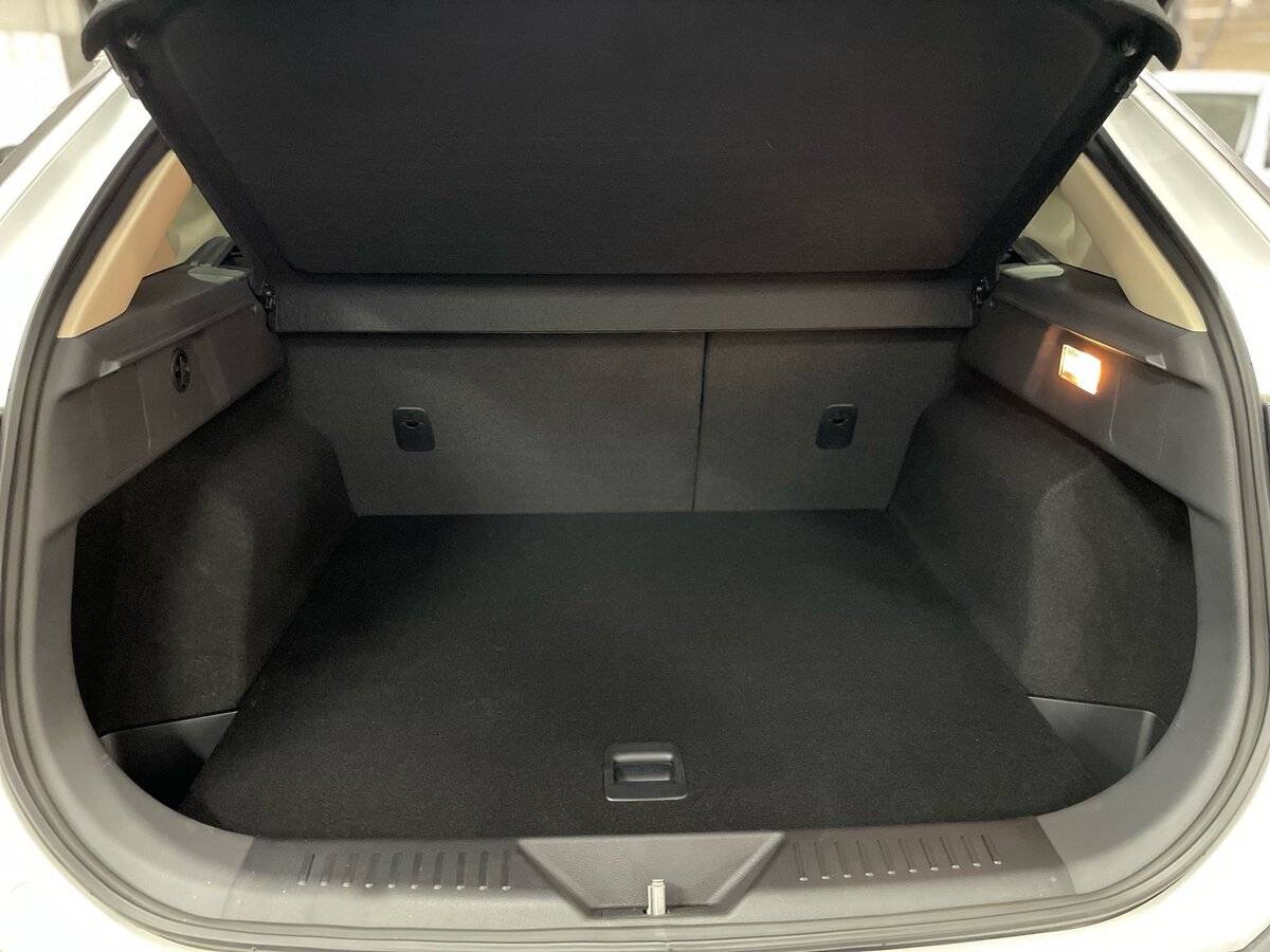 FAW Bestune T77 с пробегом — 2023 год. Фото: #6