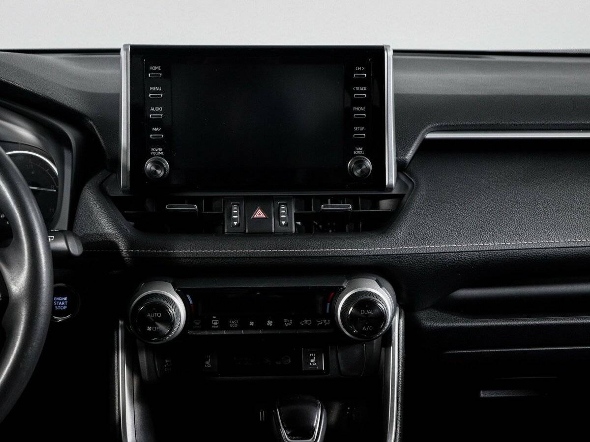 Toyota RAV4 с пробегом — 2021 год. Фото: #12