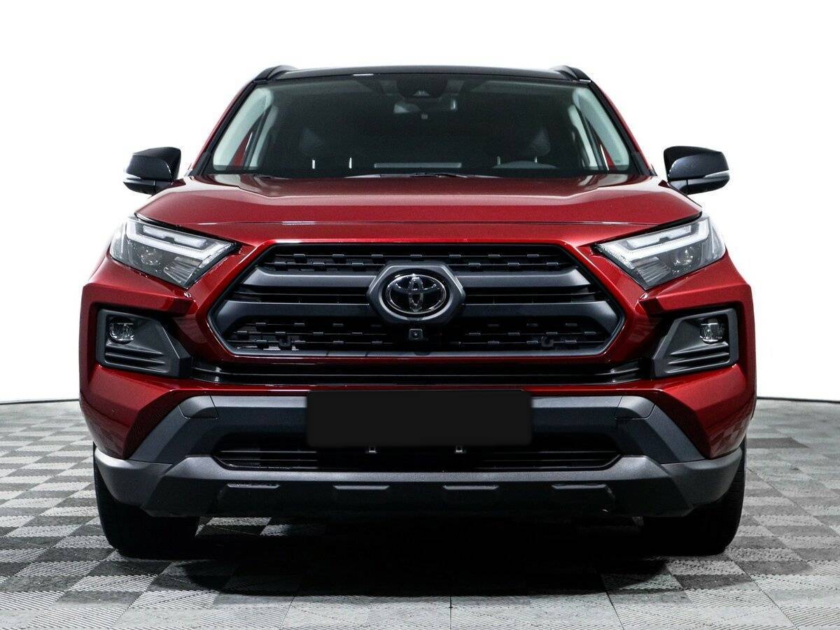 Toyota RAV4 с пробегом — 2024 год. Фото: #1