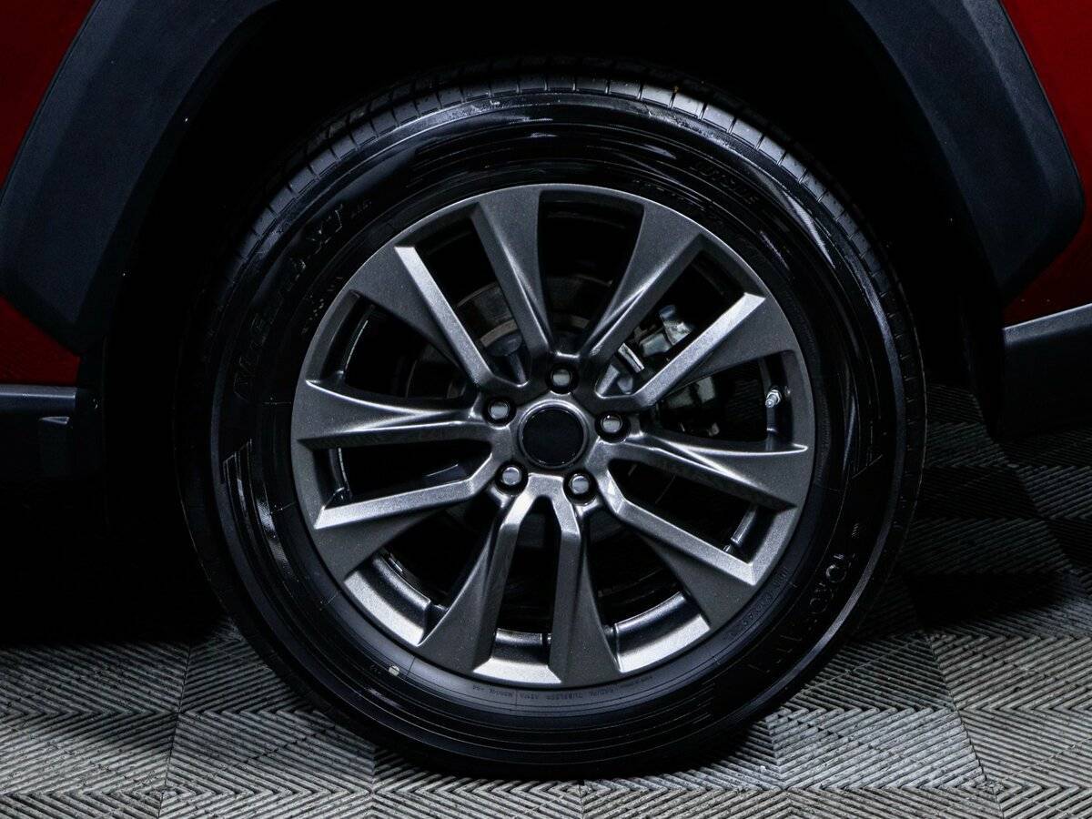 Toyota RAV4 с пробегом — 2024 год. Фото: #14