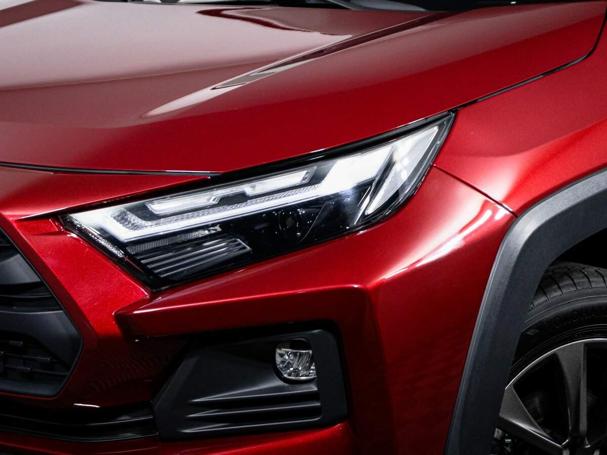 Toyota RAV4 с пробегом — 2024 год. Фото: #15