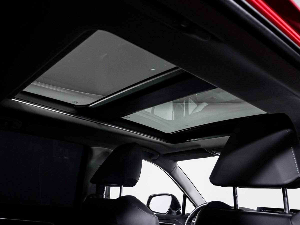 Toyota RAV4 с пробегом — 2024 год. Фото: #20