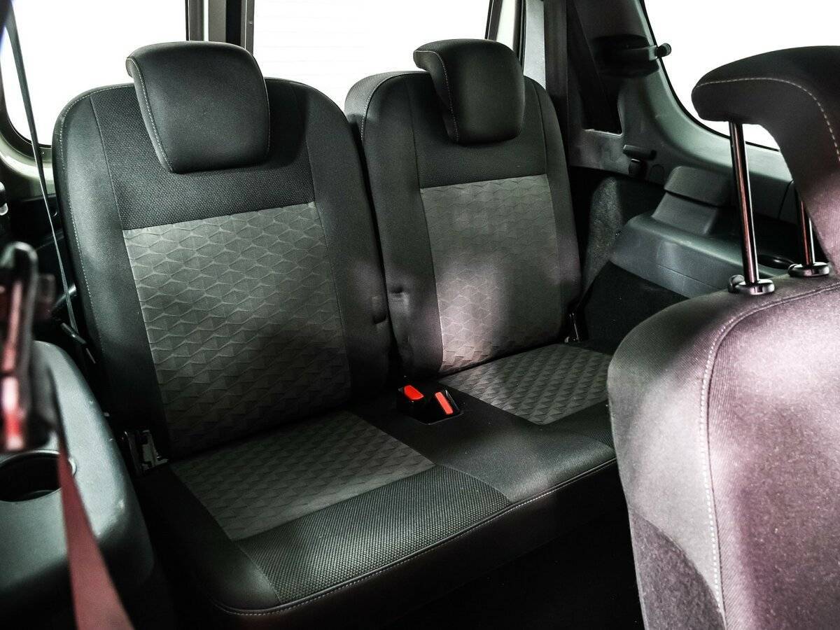 Lada (ВАЗ) Largus с пробегом — 2021 год. Фото: #13