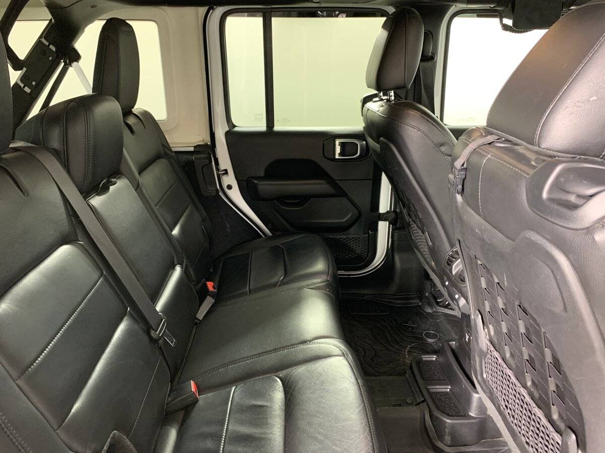 Jeep Wrangler с пробегом — 2019 год. Фото: #17