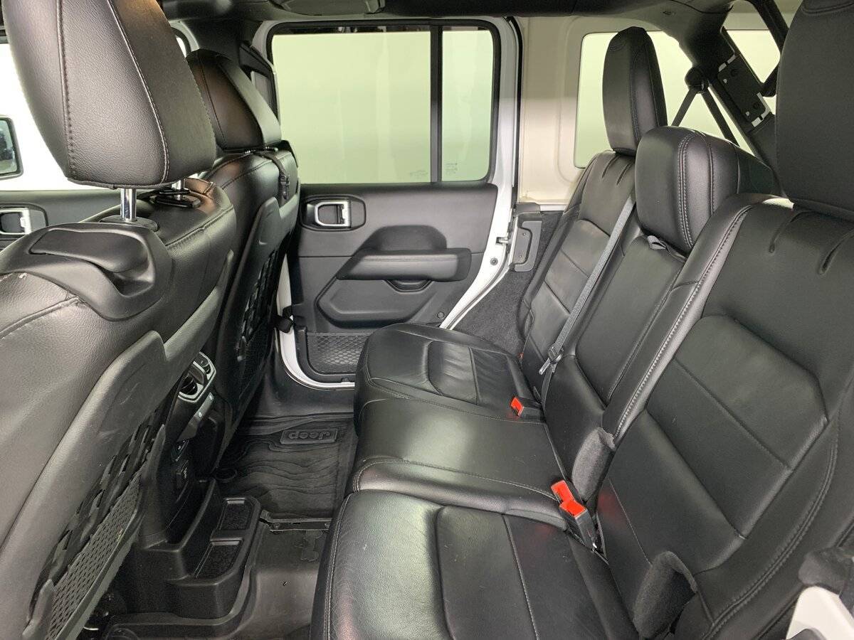 Jeep Wrangler с пробегом — 2019 год. Фото: #18