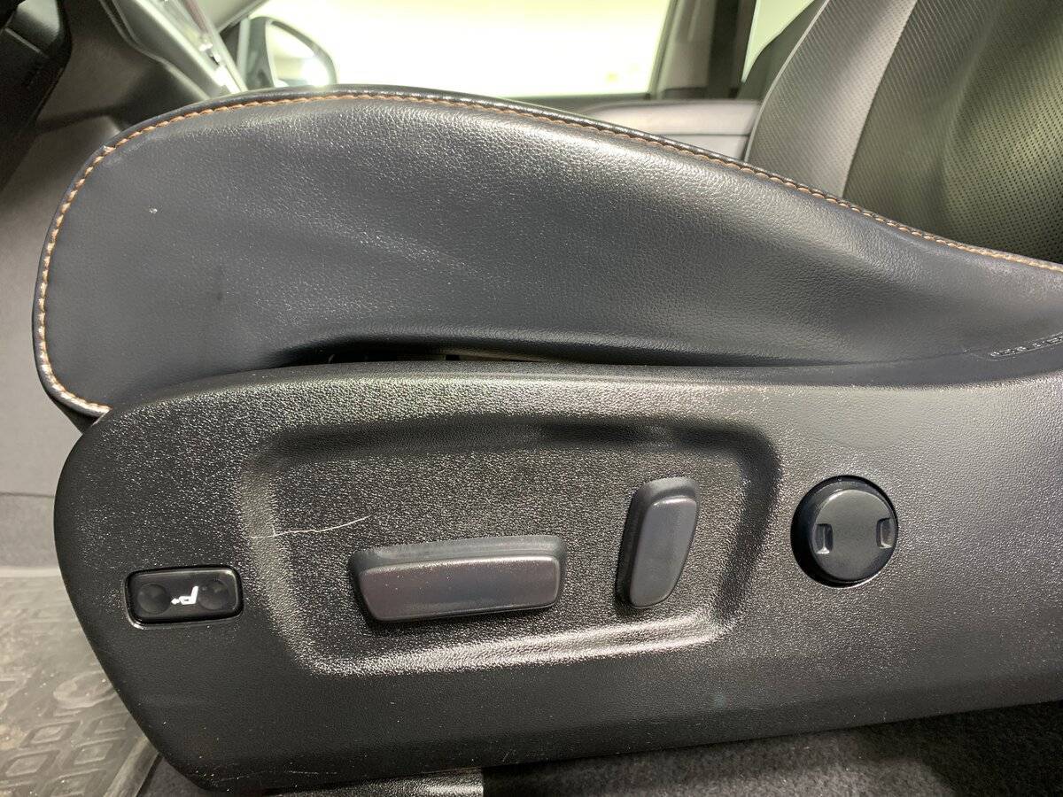 Toyota Highlander с пробегом — 2019 год. Фото: #15