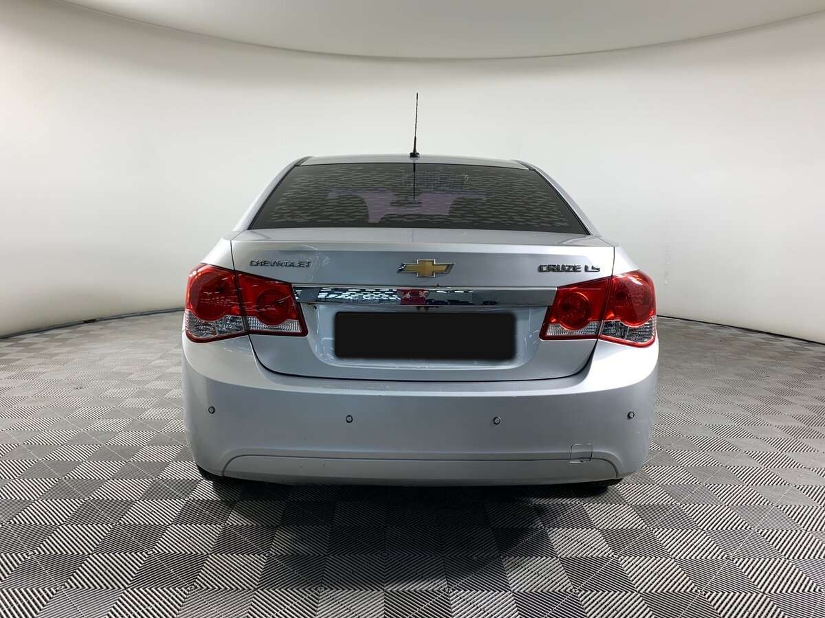 Chevrolet Cruze с пробегом — 2011 год. Фото: #5