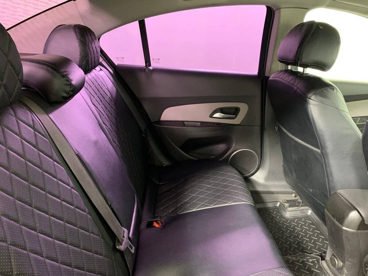 Chevrolet Cruze с пробегом — 2011 год. Фото: #16