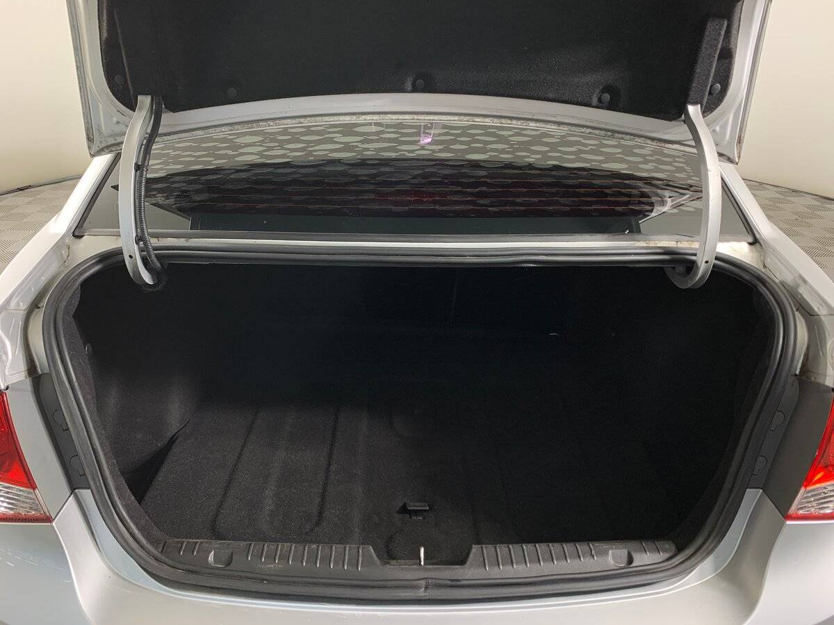 Chevrolet Cruze с пробегом — 2011 год. Фото: #18