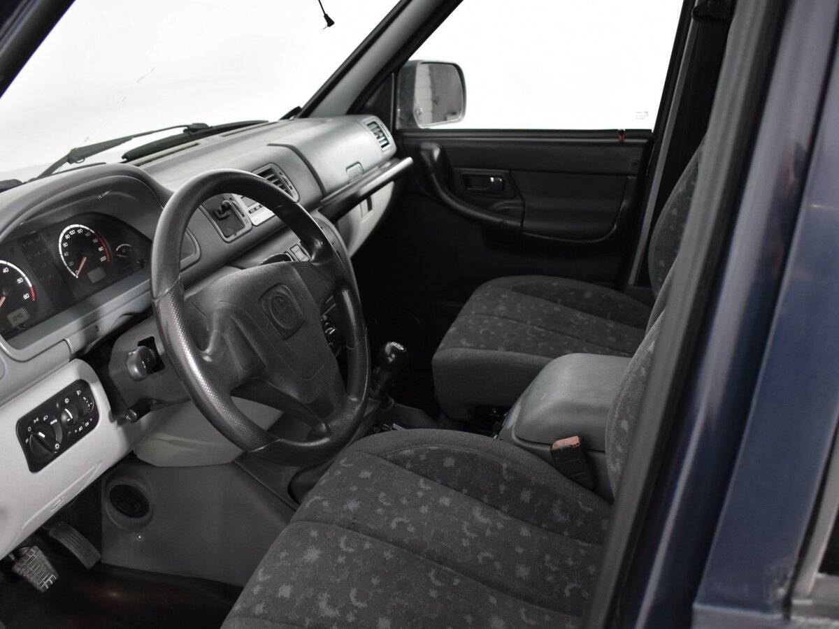 УАЗ Patriot с пробегом — 2008 год. Фото: #8