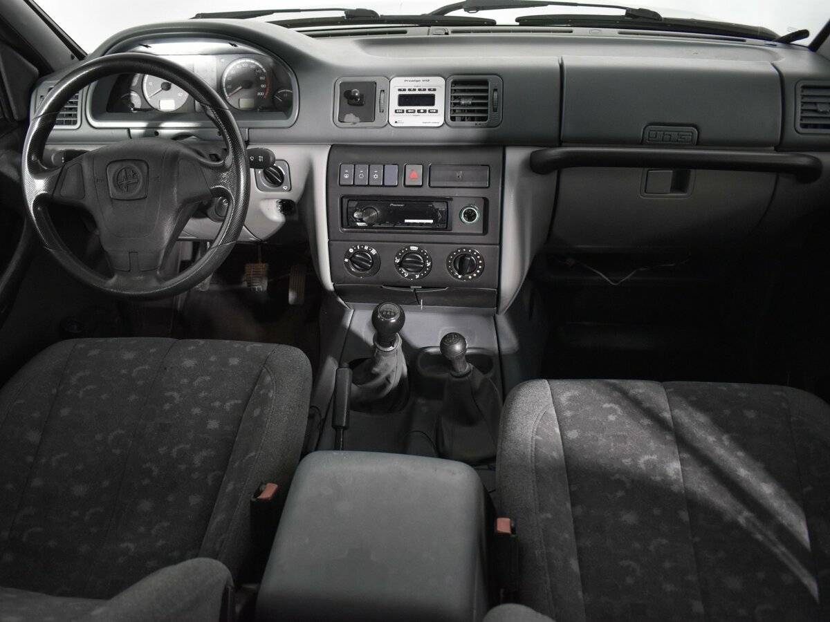 УАЗ Patriot с пробегом — 2008 год. Фото: #10