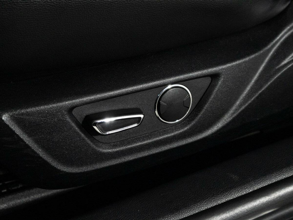 Ford Mustang с пробегом — 2018 год. Фото: #15