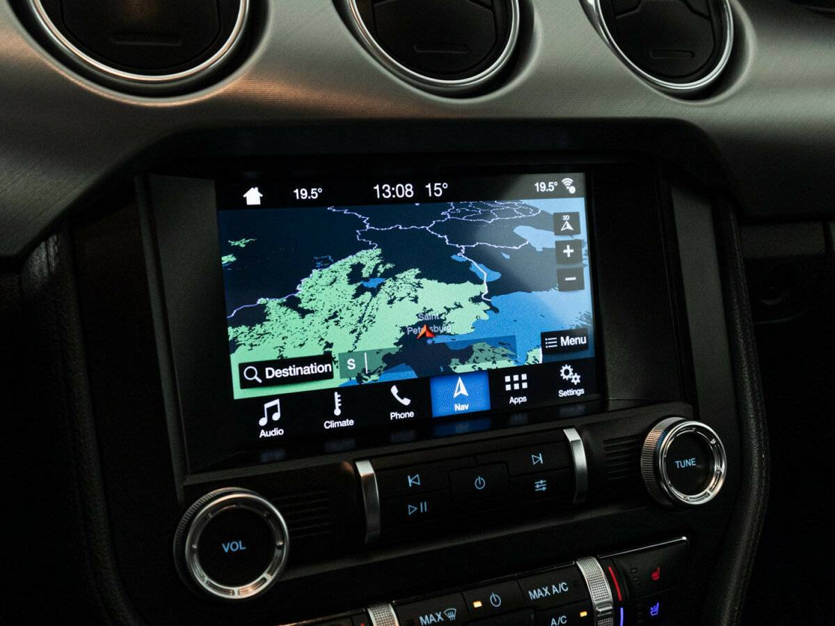 Ford Mustang с пробегом — 2018 год. Фото: #18