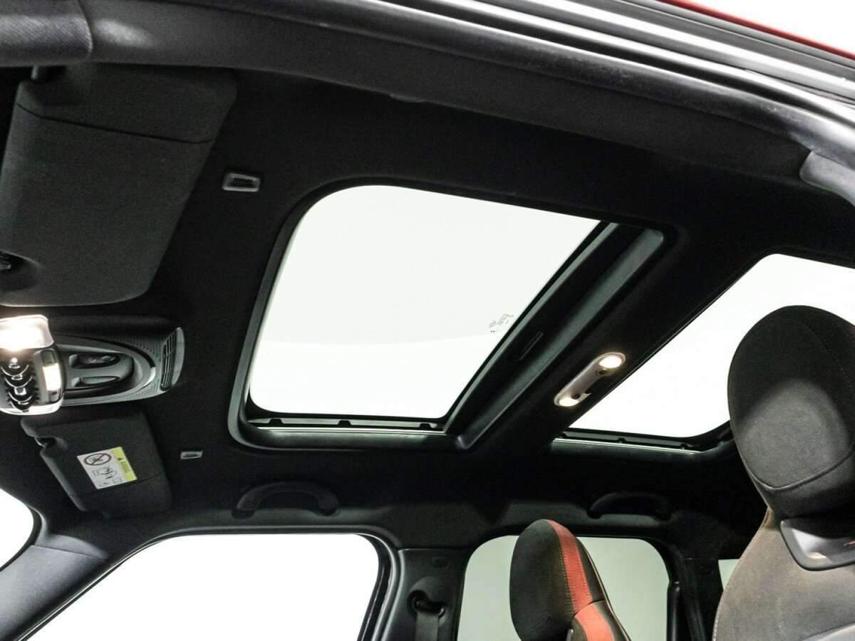 Mini Countryman с пробегом — 2018 год. Фото: #16