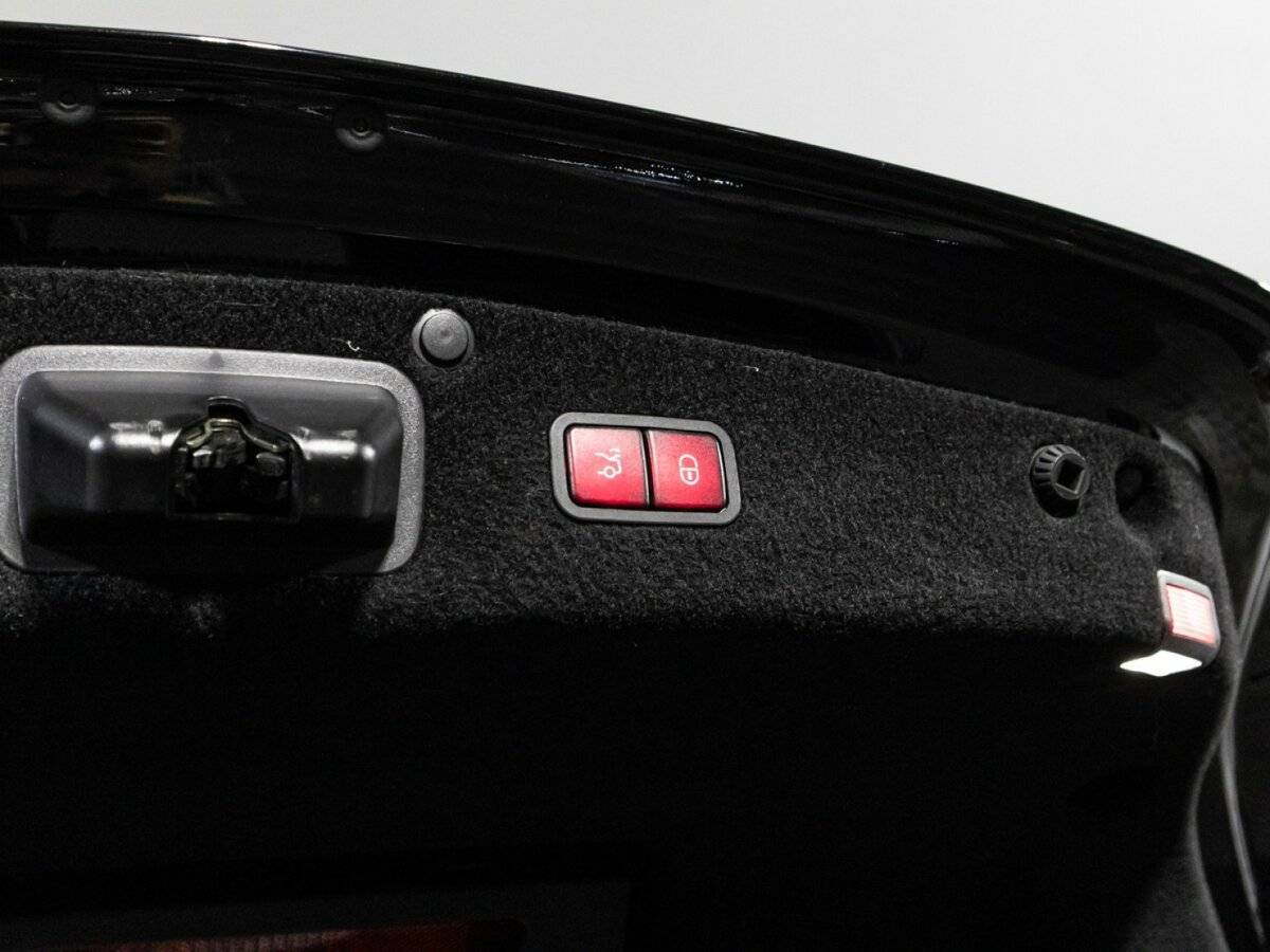 Mercedes-Benz S-Класс с пробегом — 2015 год. Фото: #15