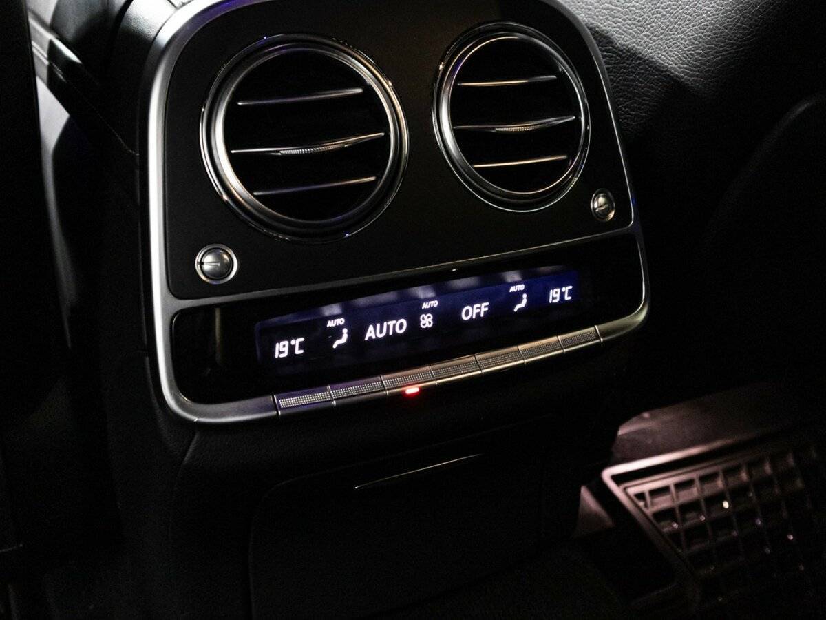 Mercedes-Benz S-Класс с пробегом — 2015 год. Фото: #16