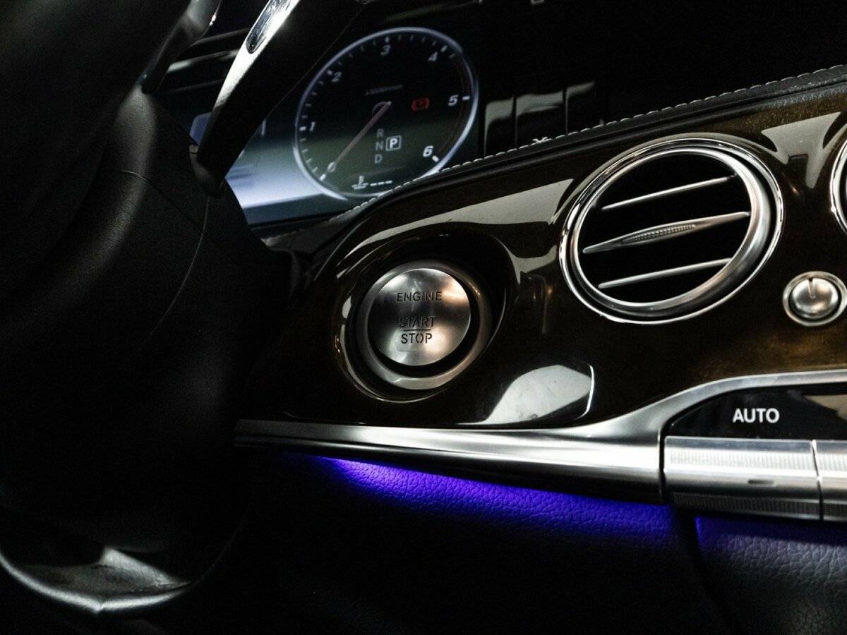 Mercedes-Benz S-Класс с пробегом — 2015 год. Фото: #20