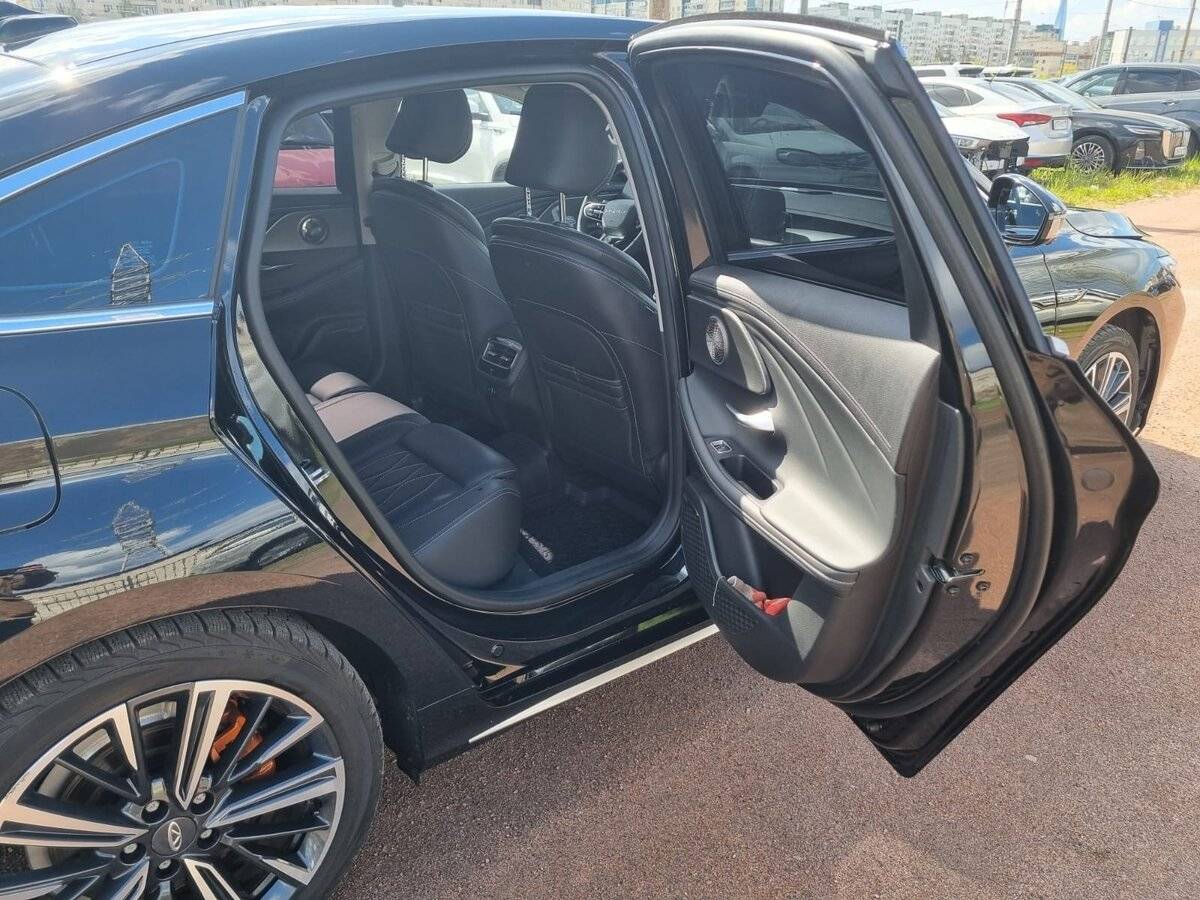 Chery Arrizo 8 с пробегом — 2023 год. Фото: #6