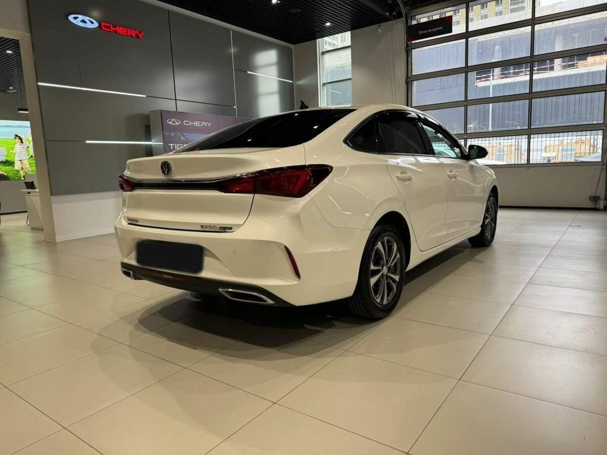 Changan Eado Plus с пробегом — 2023 год. Фото: #3