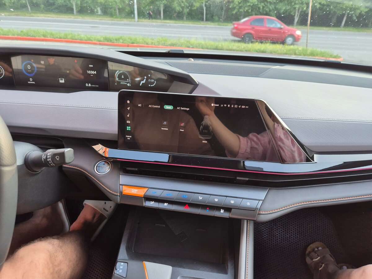 Changan UNI-V с пробегом — 2023 год. Фото: #16