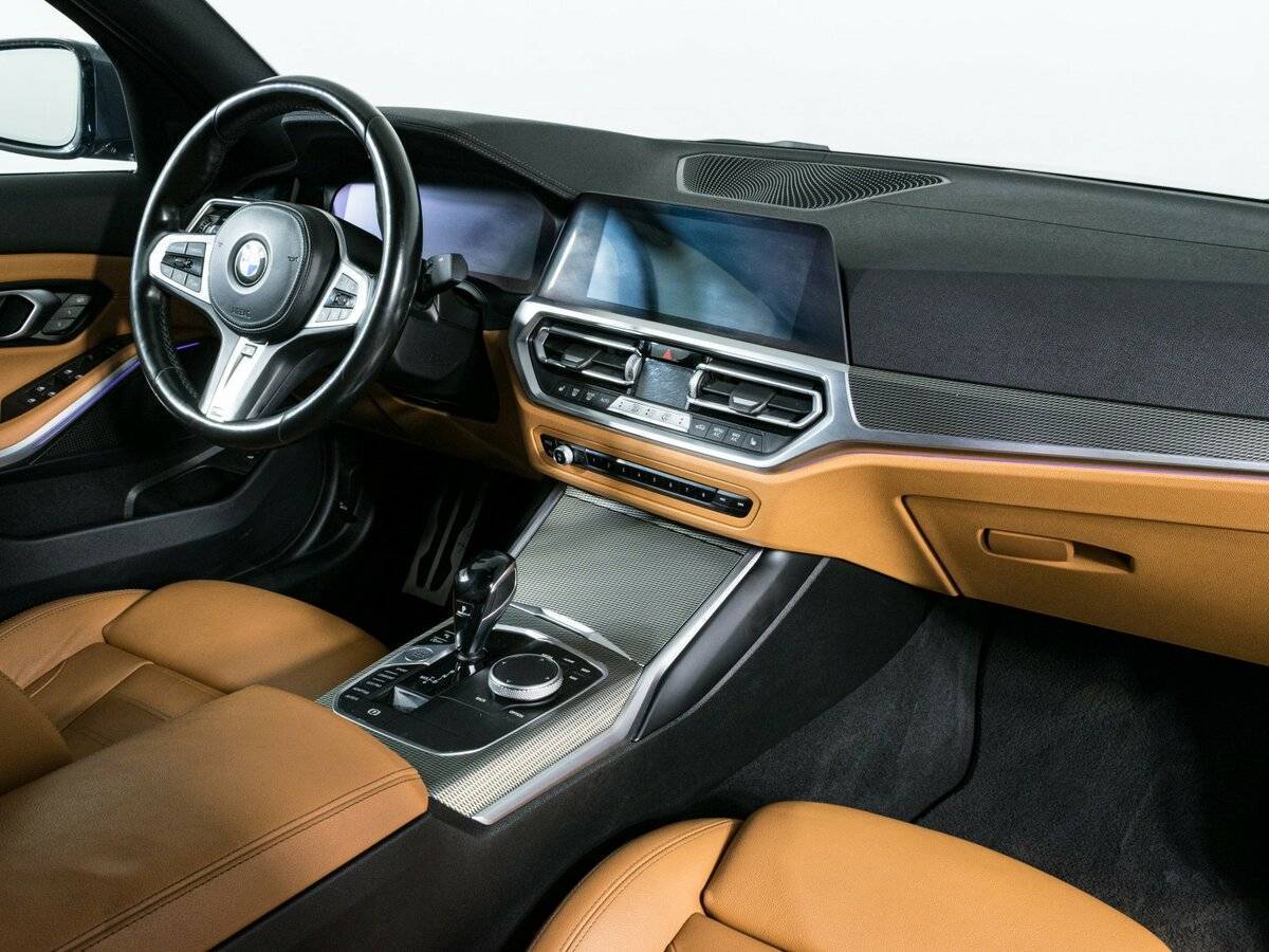 BMW 3 серии с пробегом — 2021 год. Фото: #10