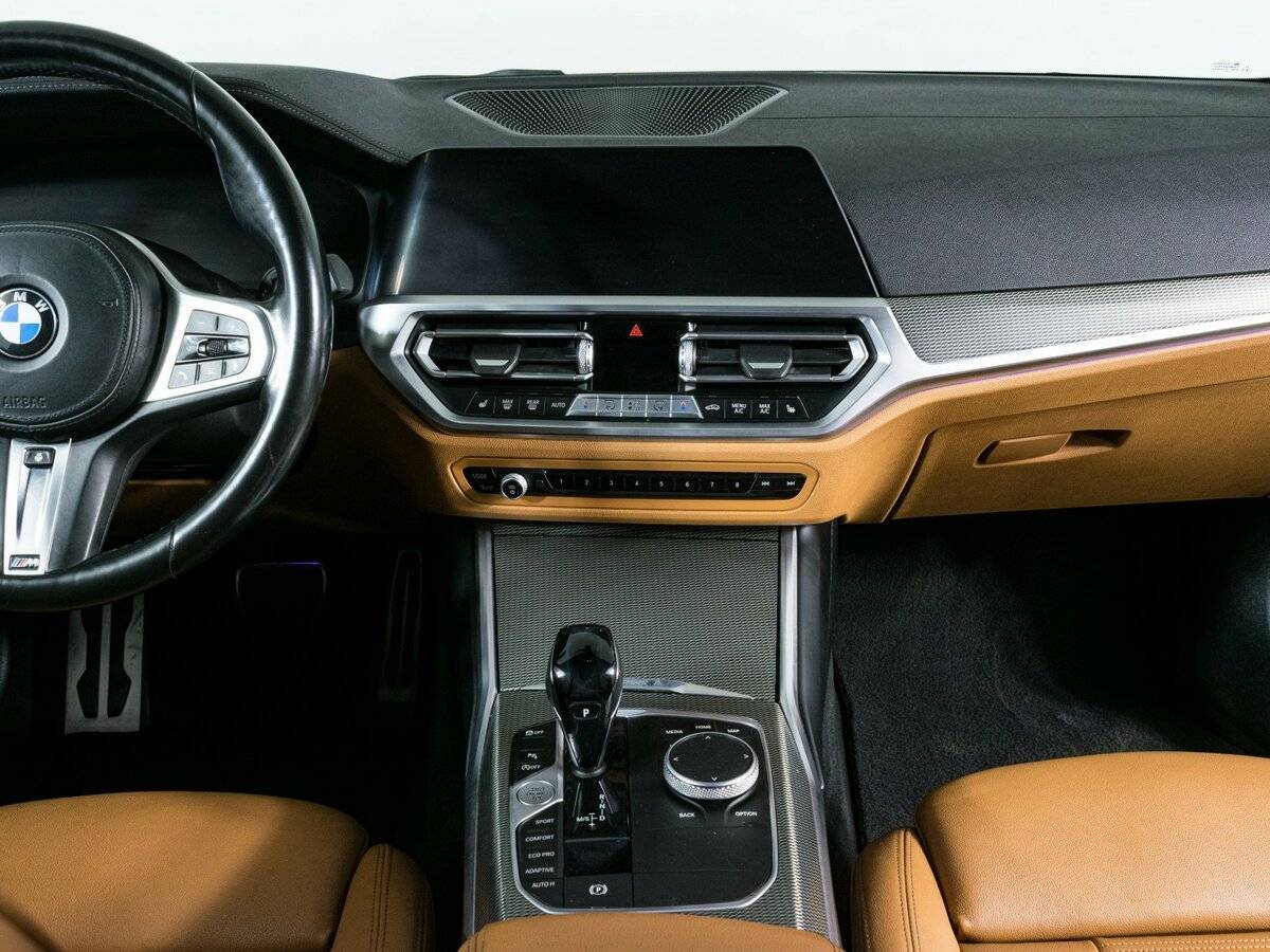 BMW 3 серии с пробегом — 2021 год. Фото: #11