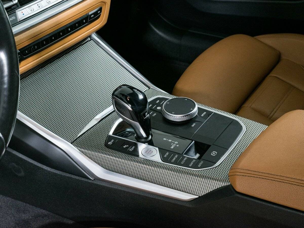 BMW 3 серии с пробегом — 2021 год. Фото: #16