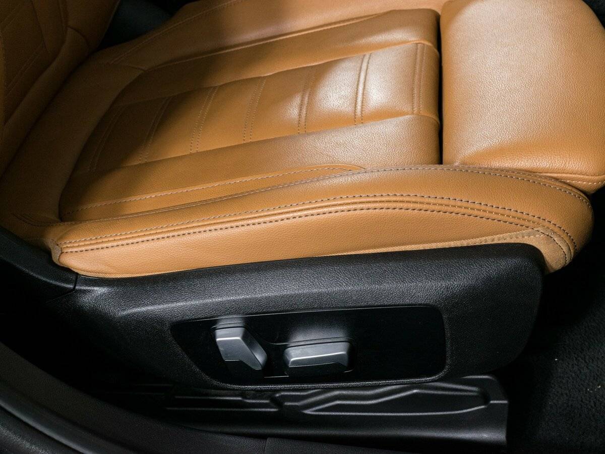 BMW 3 серии с пробегом — 2021 год. Фото: #19