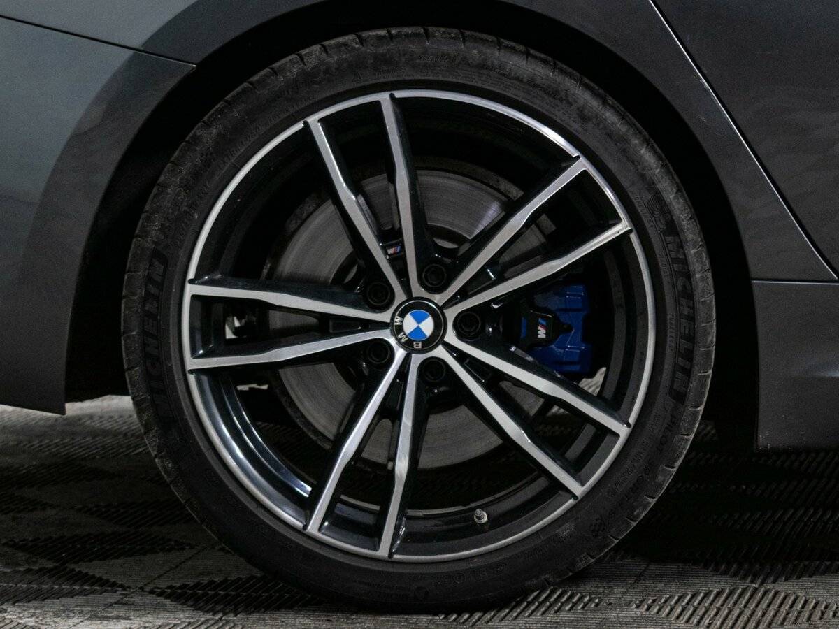 BMW 3 серии с пробегом — 2021 год. Фото: #20