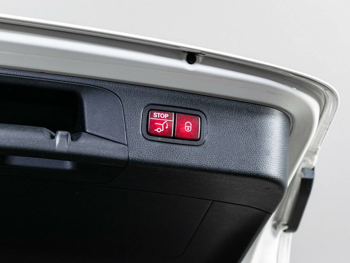 Mercedes-Benz GLC с пробегом — 2020 год. Фото: #9