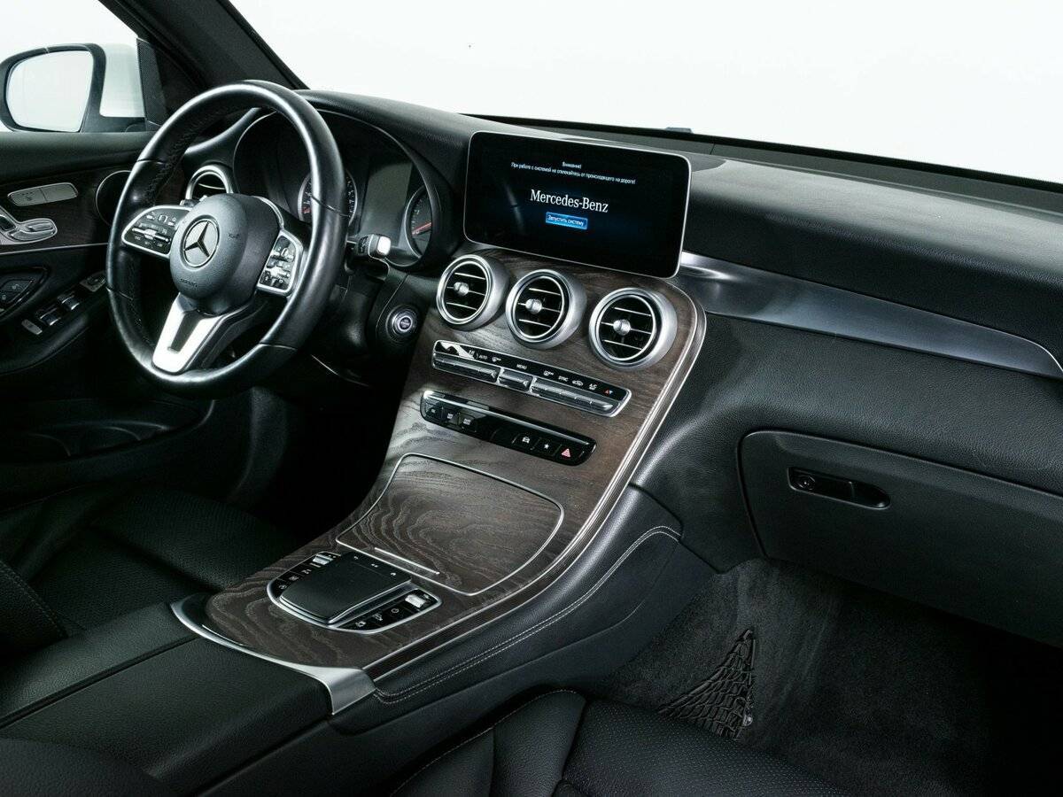 Mercedes-Benz GLC с пробегом — 2020 год. Фото: #10