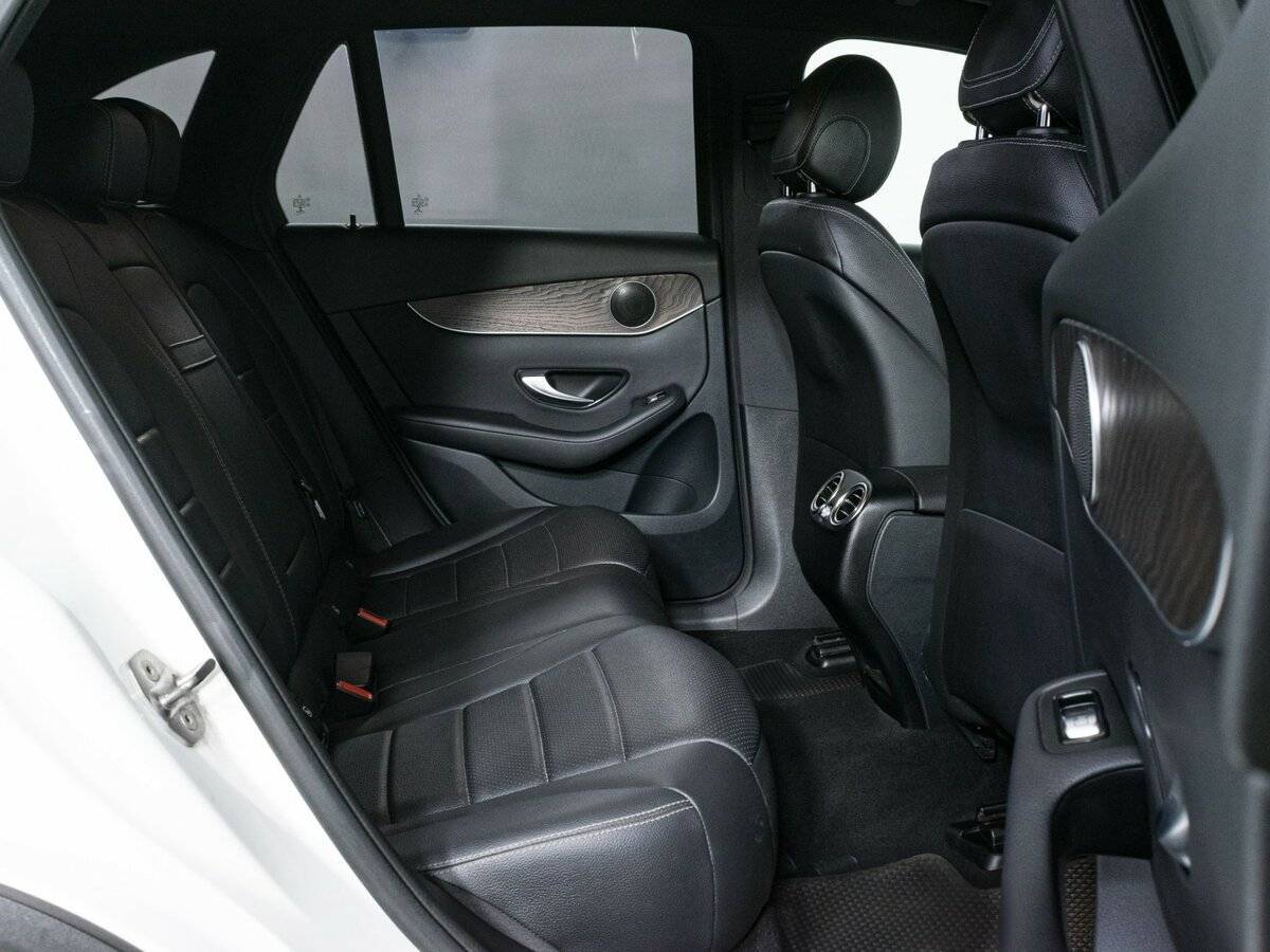 Mercedes-Benz GLC с пробегом — 2020 год. Фото: #12