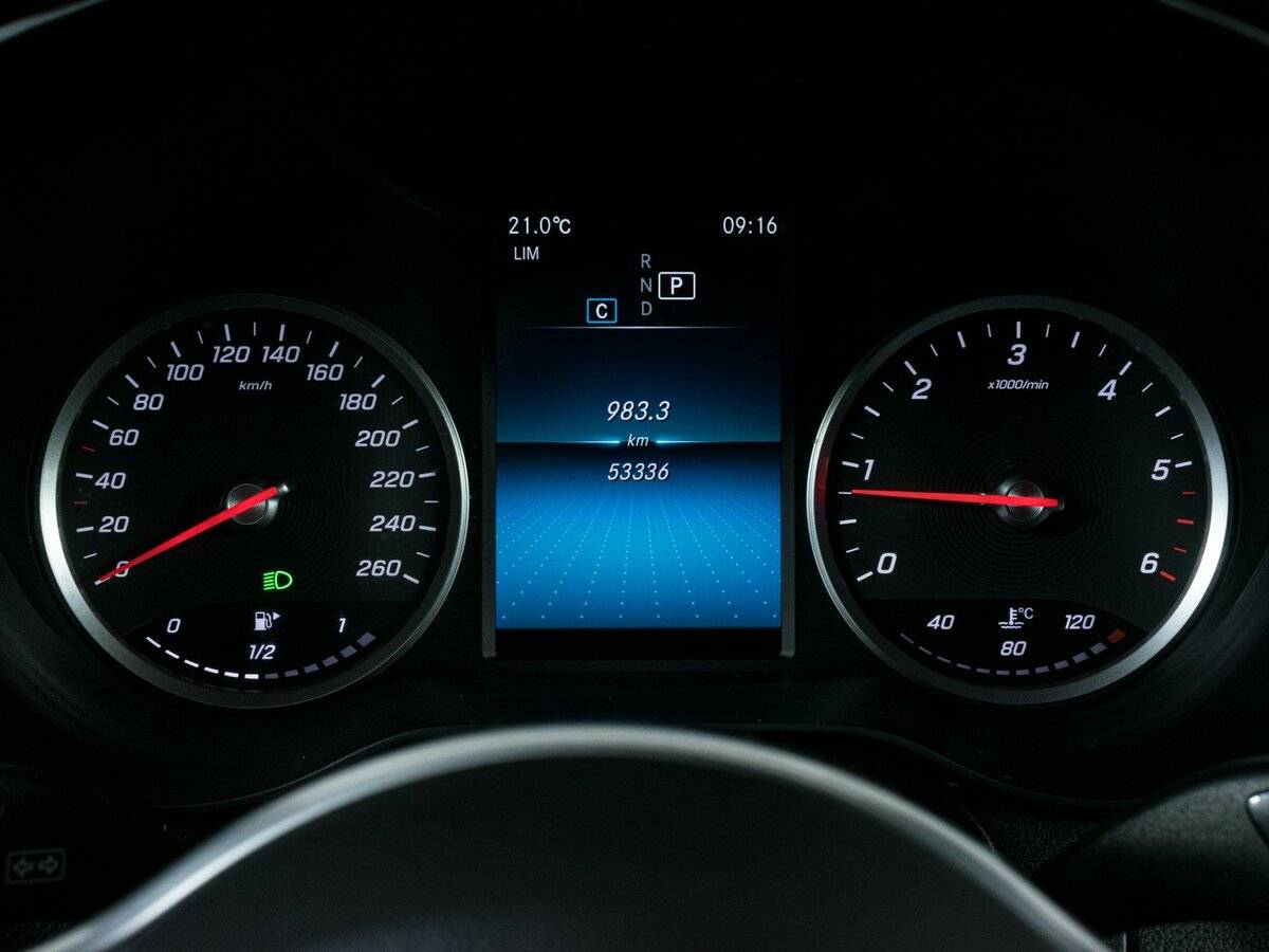 Mercedes-Benz GLC с пробегом — 2020 год. Фото: #13