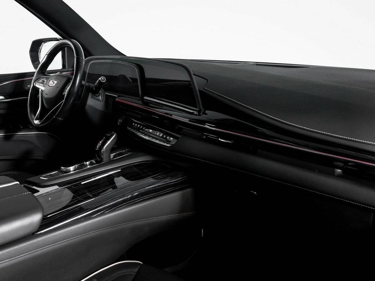 Cadillac Escalade с пробегом — 2021 год. Фото: #8