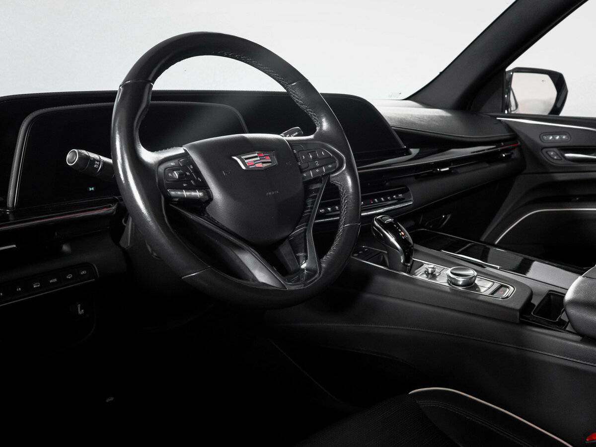 Cadillac Escalade с пробегом — 2021 год. Фото: #14